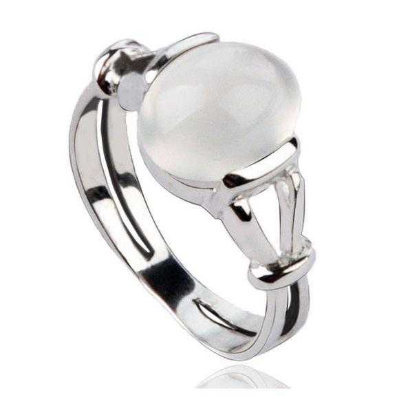 Twilight Bella's Classical Band Moonstone Ring - Picture 2 of 6
